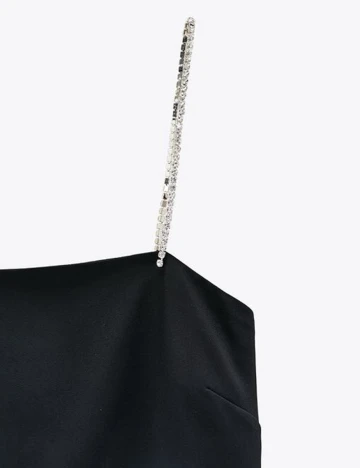 Maiou Zara, negru