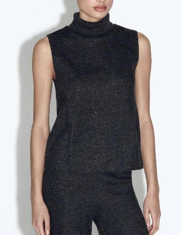 Vesta Zara, gri inchis