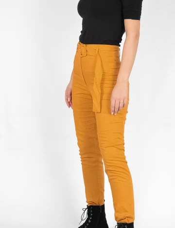 Pantaloni Missguided, galben