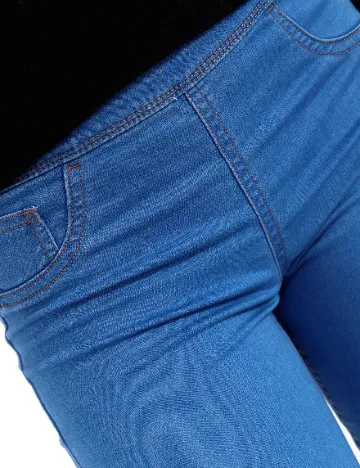 Blugi Bershka, albastru Albastru