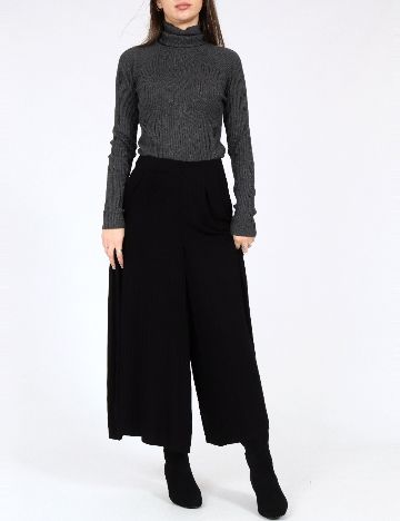 Pantaloni Bershka, negru