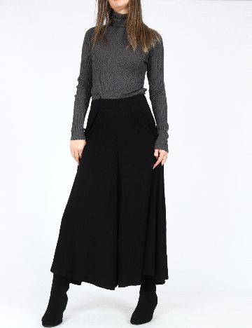 Pantaloni Bershka, negru