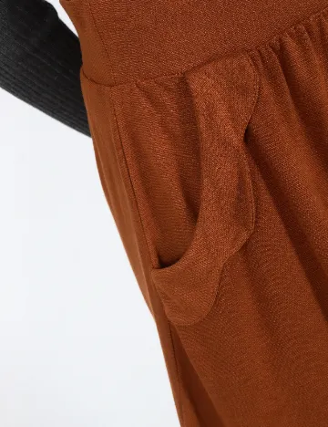 Fusta Zara, maro Maro