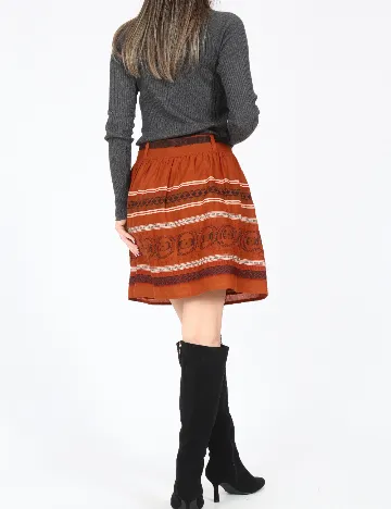 Fusta Zara, maro Maro