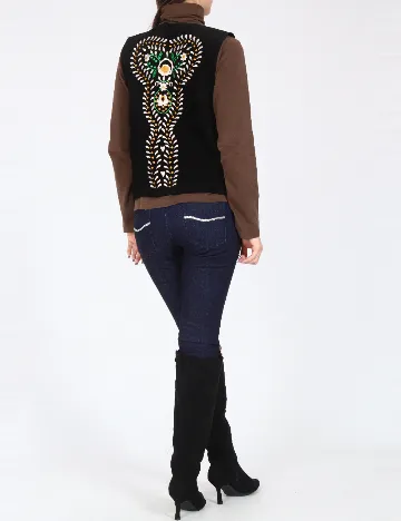 Vesta Zara, negru Negru