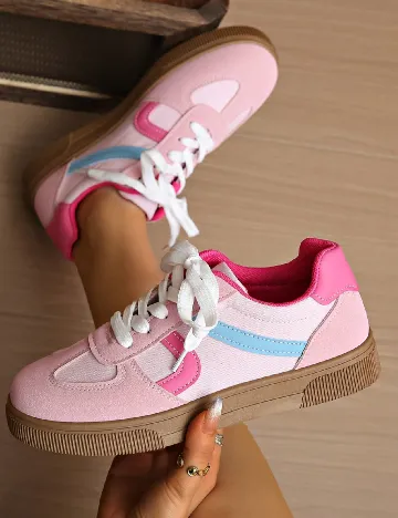Adidasi SHEIN, roz Roz