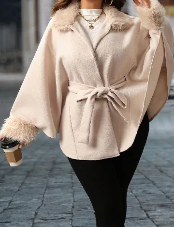 Poncho SHEIN CURVE, crem Crem