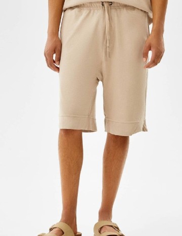 Pantaloni scurti Bershka, crem