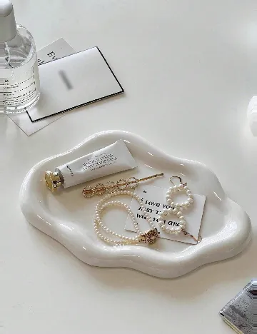 Tavita decorativa SHEIN, alb Alb