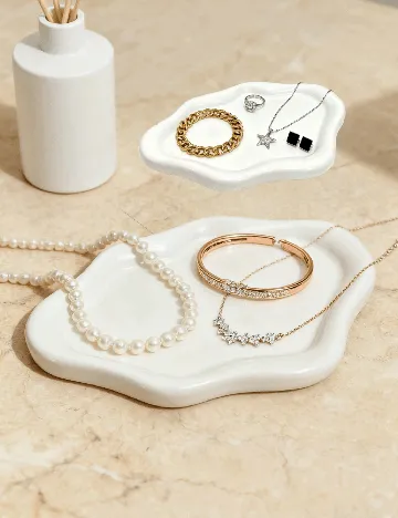 Tavita decorativa SHEIN, alb Alb