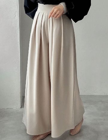 Pantaloni SHEIN, crem