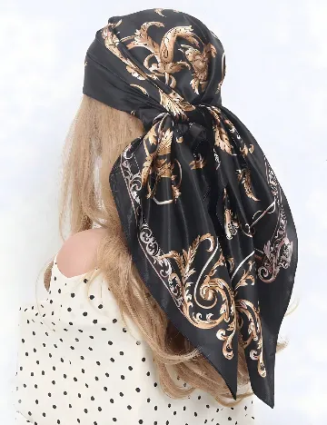 Esarfa SHEIN, negru/maro Negru