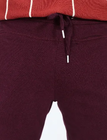Pantaloni Pull&Bear, visiniu Rosu
