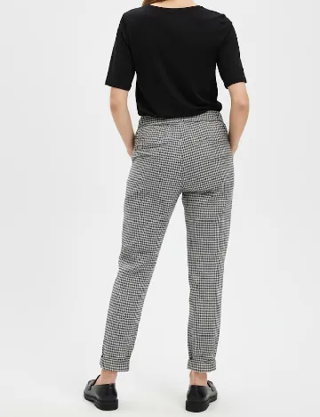 Pantaloni Pull&Bear, alb/negru Alb