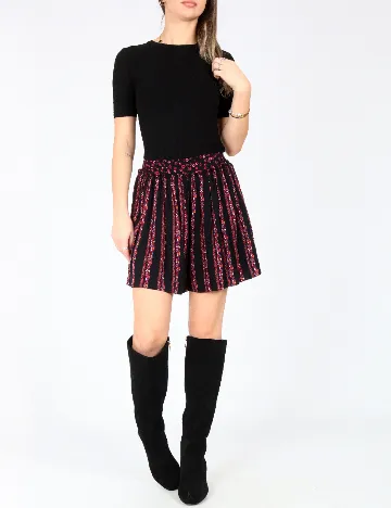 Pantaloni scurti Zara, negru/ floral print Negru