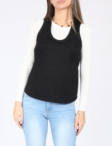 Maiou Zara, negru Negru