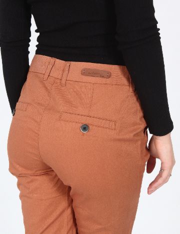 Pantaloni Bershka, maro
