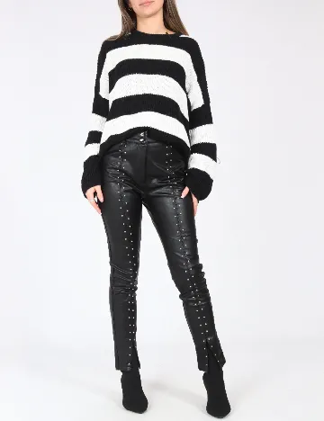 Pulover Bershka, alb/negru Negru