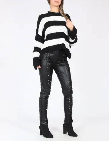 Pantaloni Bershka, negru Negru