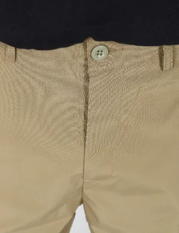 Pantaloni SHEIN, kaki Verde
