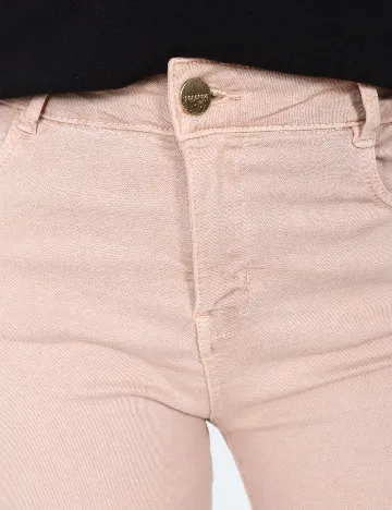 Blugi Bershka, roz Roz