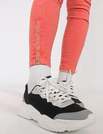 Pantaloni Bershka, roz