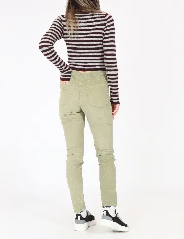 Pantaloni Zara, verde Verde