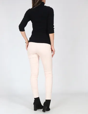 Pantaloni Bershka, roz pal Roz