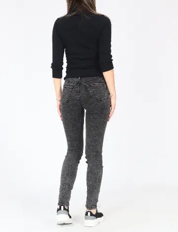 Blugi Bershka, gri inchis Gri