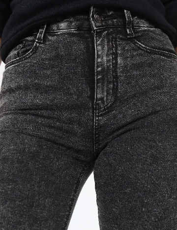 Blugi Bershka, gri inchis Gri