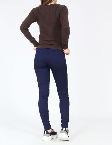 Blugi Bershka, bleumarin