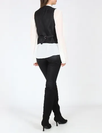 Vesta Zara, negru Negru