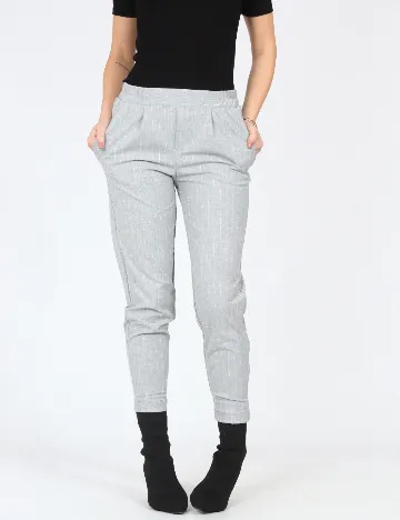 Pantaloni Bershka, gri Gri