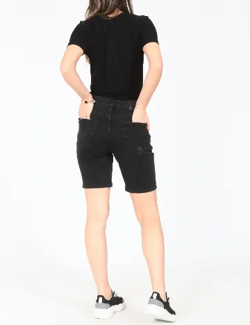 Pantaloni scurti Bershka, negru Negru