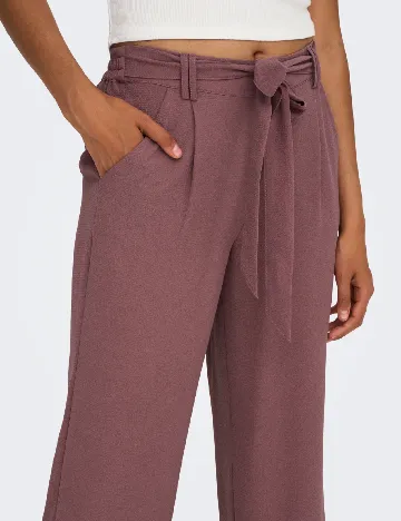 Pantaloni trei sferturi Only, roz pudra Roz