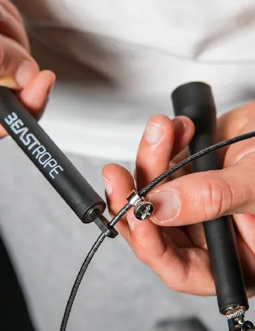Coarda de sarit ajustabila Beast Gear, negru