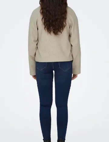 Jacheta Jacqueline de Yong, bej Crem