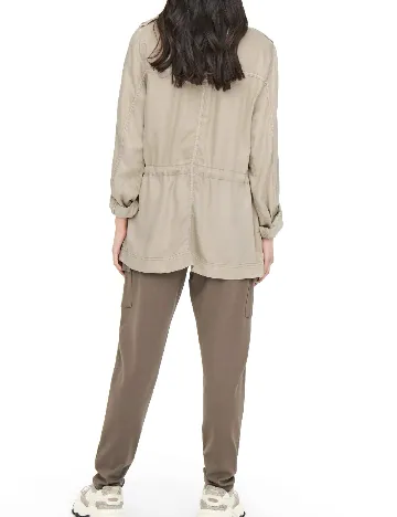 Jacheta Only, bej Crem