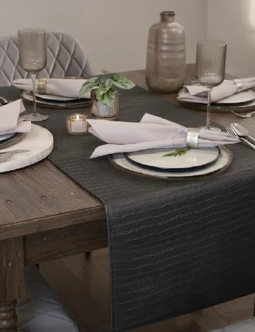 Fata de masa, negru Negru