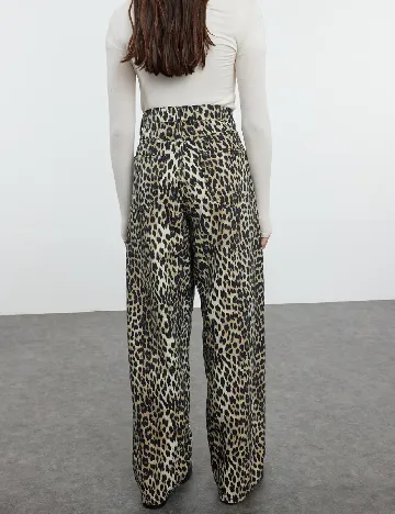 Blugi TRENDYOL, animal print