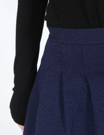 Fusta Zara, bleumarin