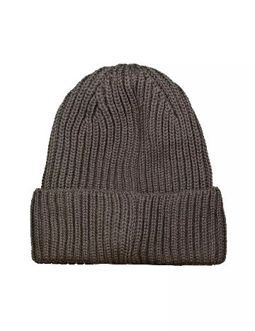 Caciula C.P. Company, maro