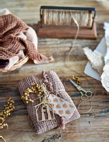 Bobină Barni cu iută și foarfecă Bloomingville, maro