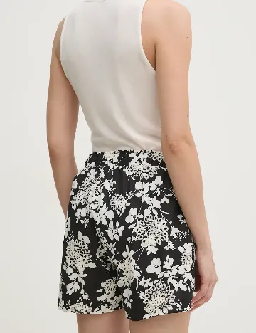 Pantaloni scurti GAUDI, negru