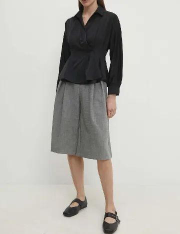 Pantaloni scurti Answear LAB, gri