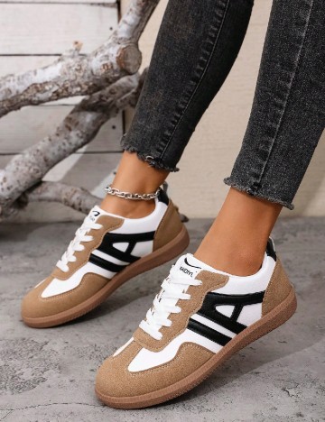 Adidasi SHEIN, mix culori