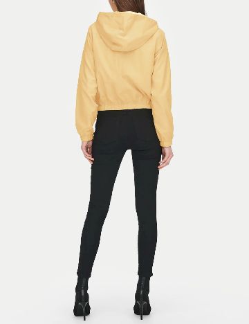 Jacheta Jacqueline de Yong, galben