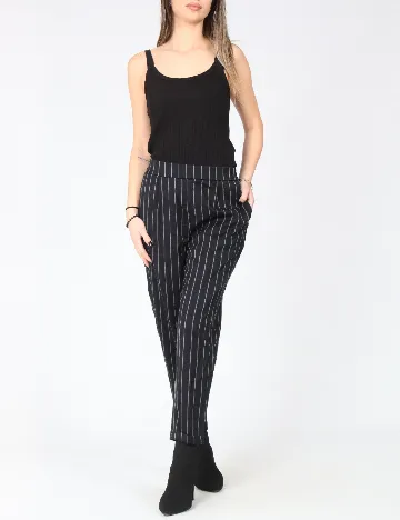 Pantaloni Pull&Bear, negru