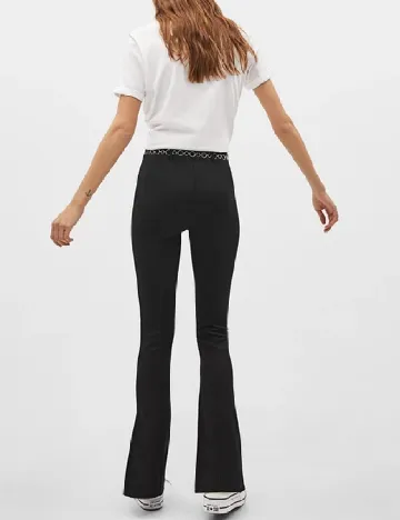 Pantaloni Bershka, negru