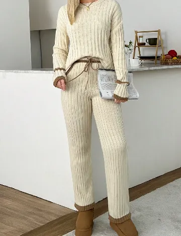 Compleu SHEIN CURVE, crem